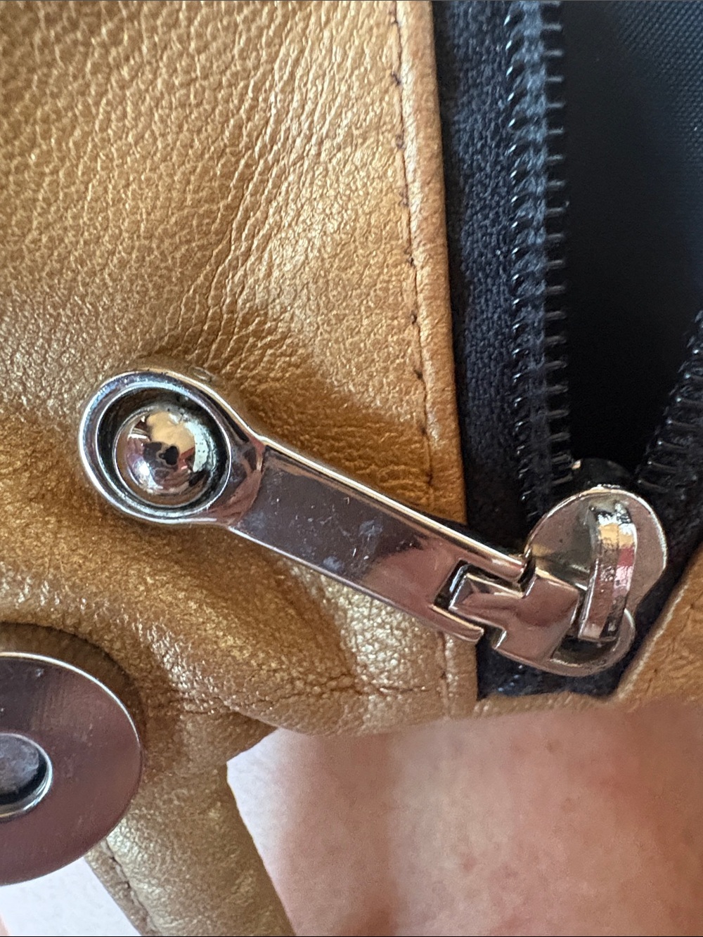 Purse - Picture 6 of 7